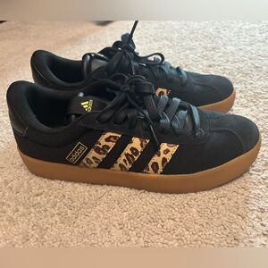 Adidas VL Court Sneakers - Black with Leopard stripes